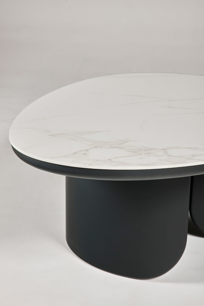 ark_table_08 비정형 아치 모양의 테이블