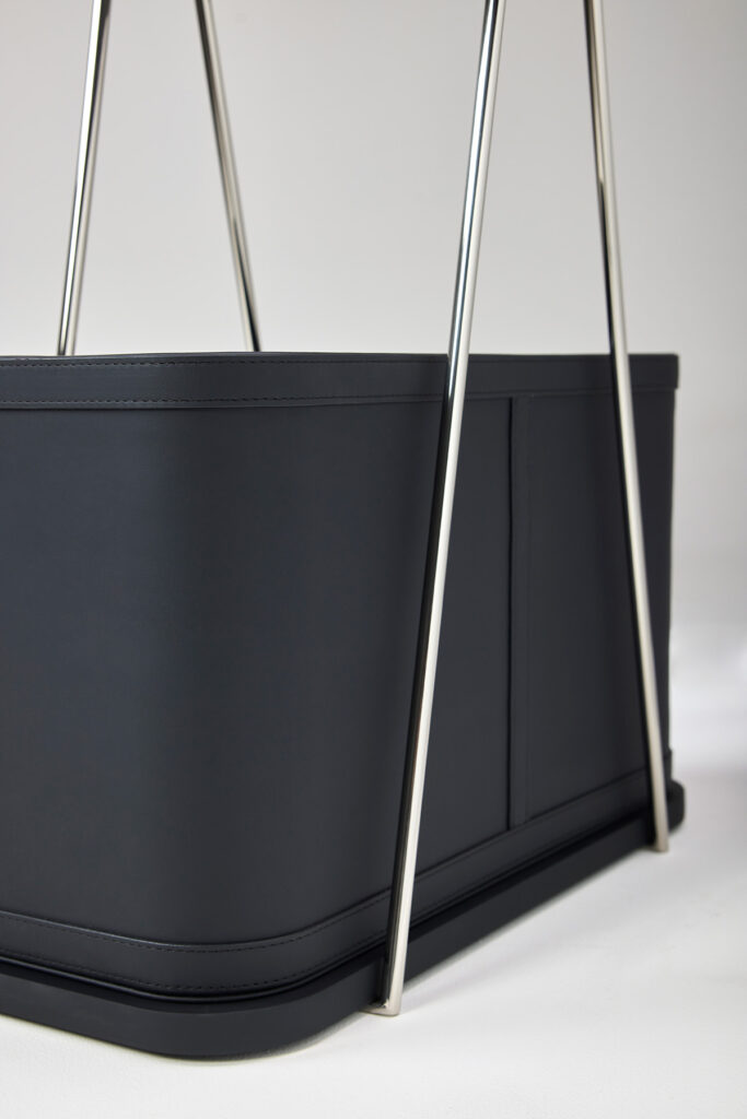 basket_table_11 메탈 프레임의 슬림한 아치 구조 테이블