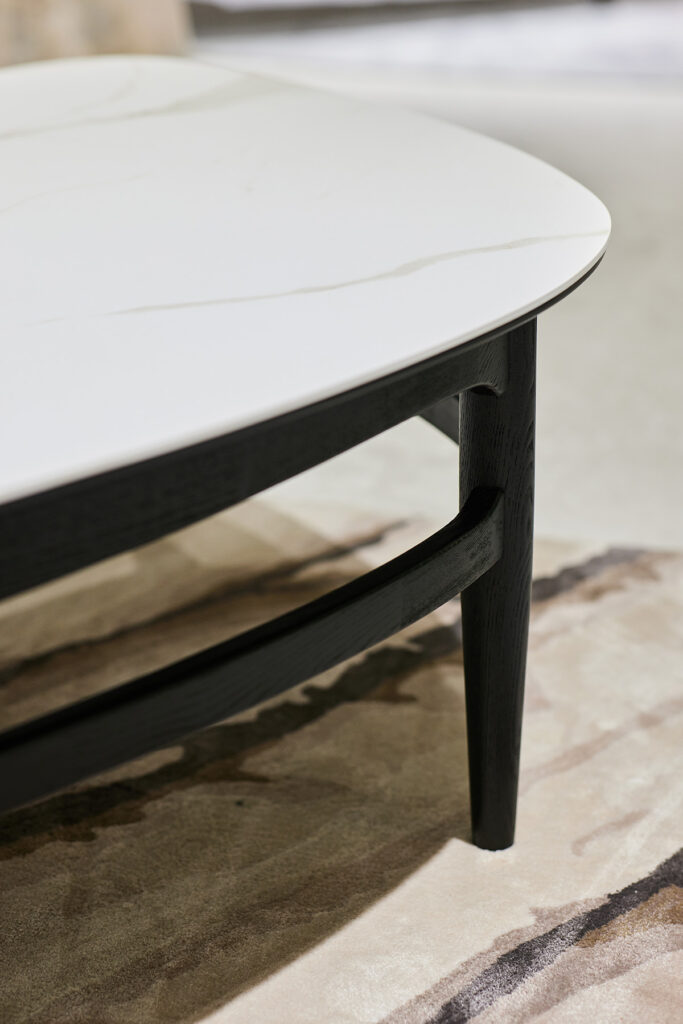 bridge_l_table_08 유기적인 비정형 곡선 실루엣 테이블