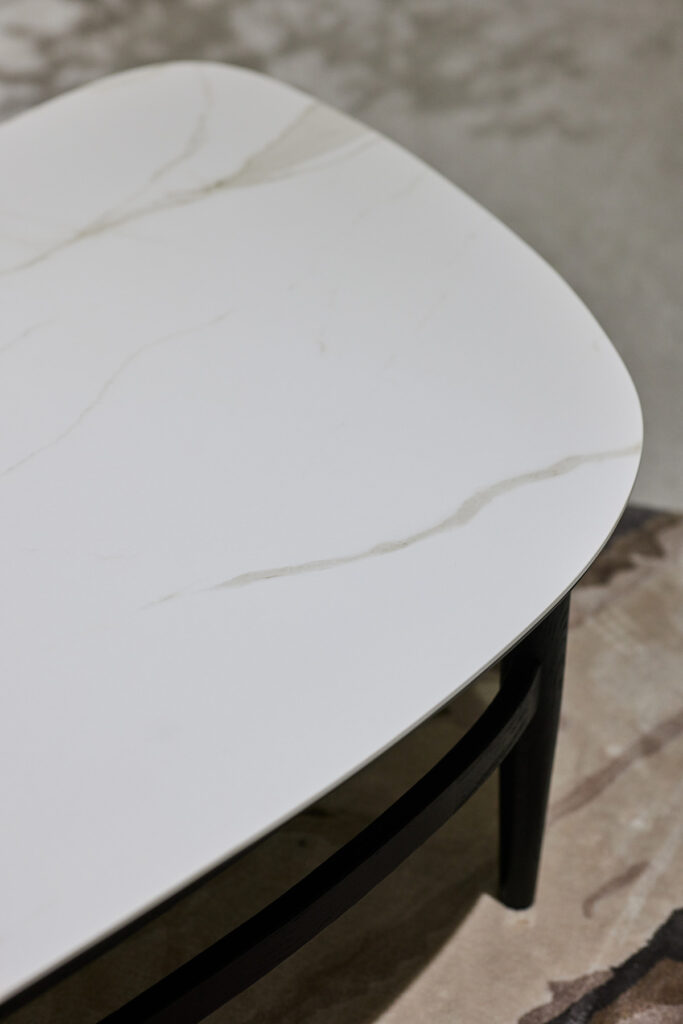 bridge_l_table_09 유기적인 비정형 곡선 실루엣 테이블