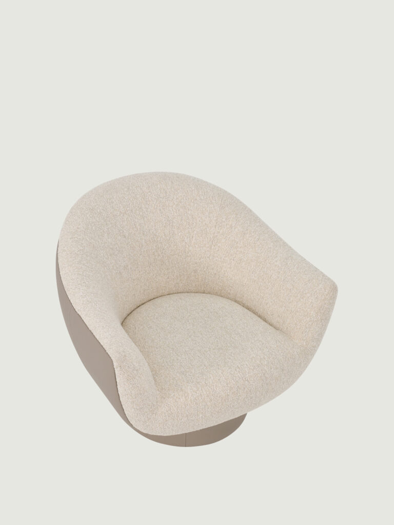 bubble_06 몸을 자연스럽게 감싸 안아주는 곡선과 볼륨이 살아 있는 라운드 형태