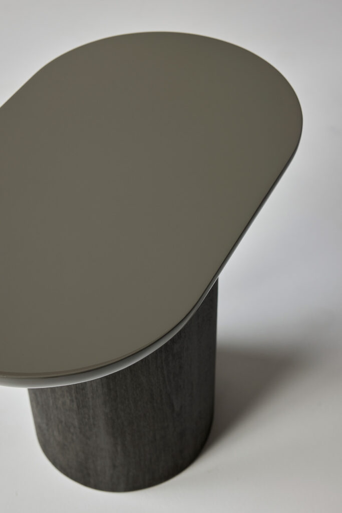 elip_s_table_09 부드러운 타원형 상판 디자인 테이블