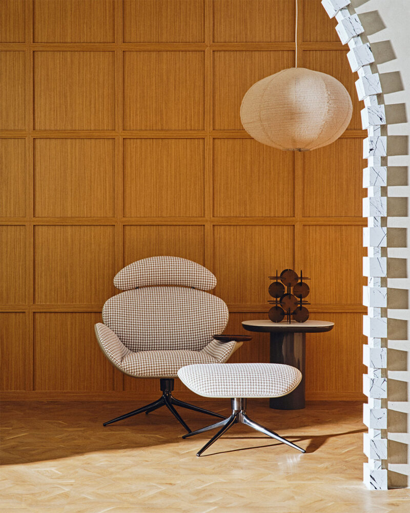 LOUISE LOUNGE CHAIR루이스 라운지 체어