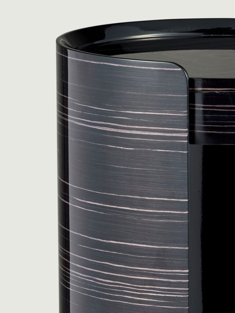 origen_side_table_07 열린 비대칭 구조 테이블