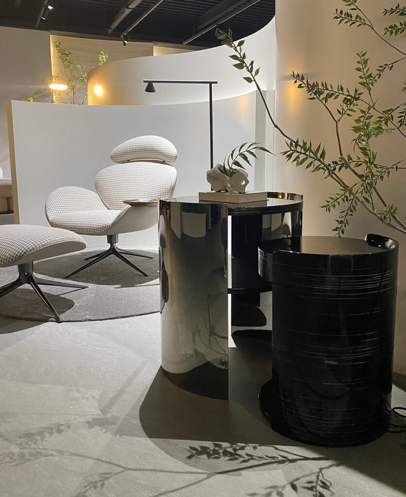 origen_side_table_11 열린 비대칭 구조 테이블