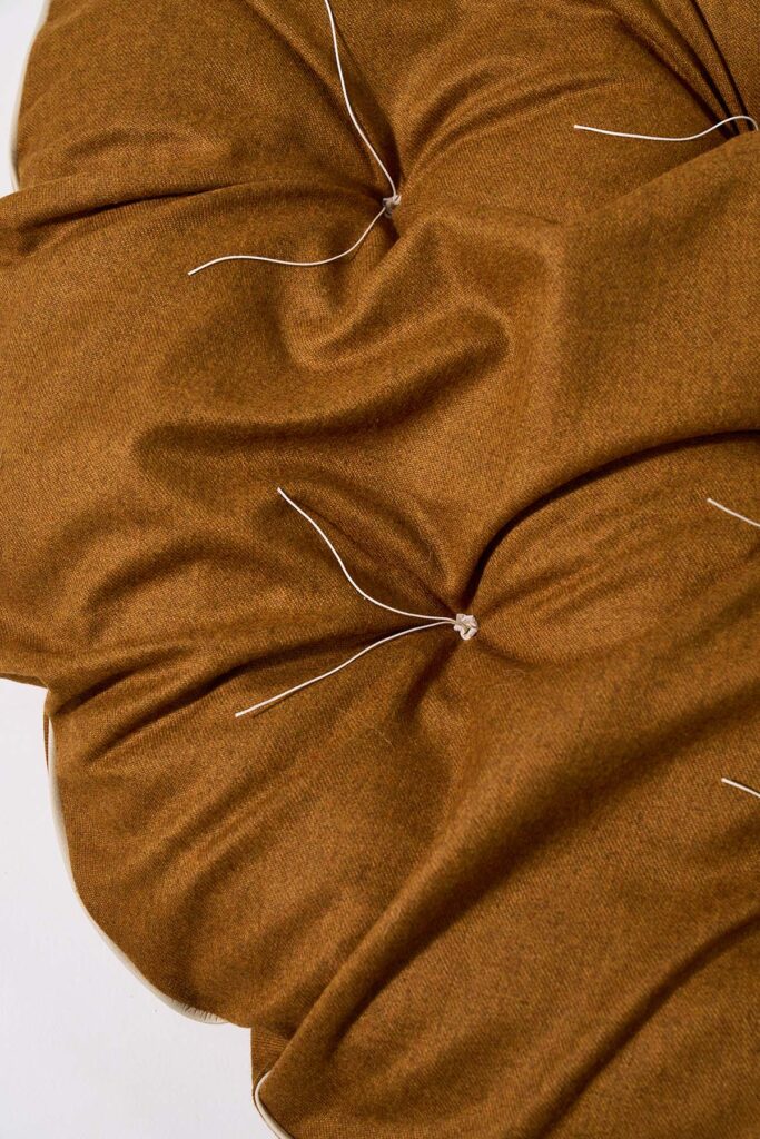 saturn_03 구름처럼 부드럽고 아늑한 착석감으로 하루의 피로를 풀어주는 라운지 체어