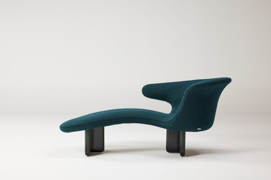 serena_07 조형미를 극대화한유기적 곡선 실루엣 체어