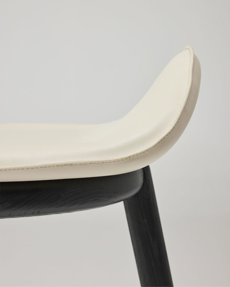 SHELL BAR CHAIR 쉘 바스툴