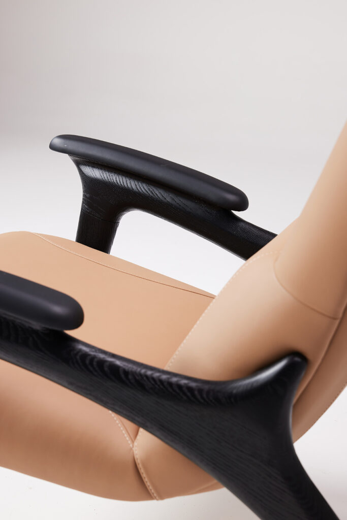 swan_chair_10 백조의 곡선을 닮은 우아한 실루엣