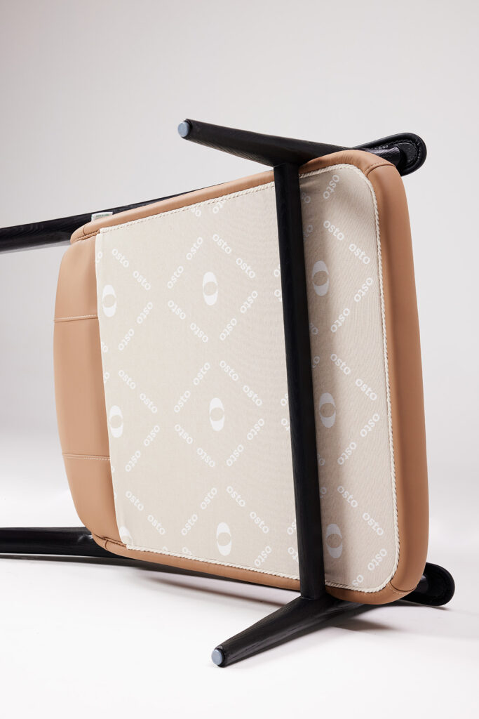 swan_chair_16 백조의 곡선을 닮은 우아한 실루엣