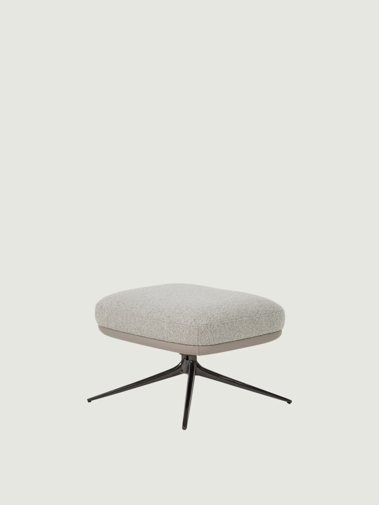 thelma_08 구조적인 아름다움과 우아한 곡선미가 돋보이는 디자인 체어