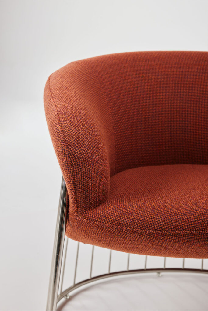 bella_crown_lounge_chair11. BELLA CROWN LOUNGE CHAIR벨라 크라운 라운지체어