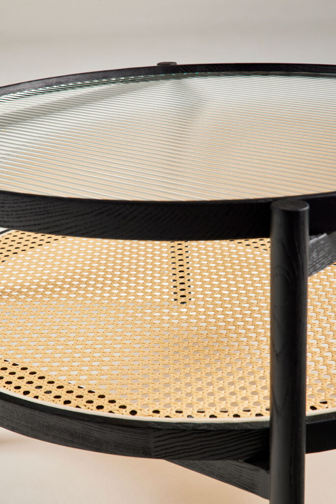 duale_sofa_table_04 떠 있는 듯한 2단 레이어 테이블