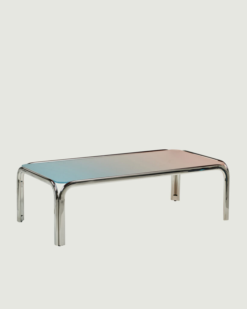 lumina_sofa_table_09 컬러 그라데이션 유리 상판과 라운딩된 메탈 프레임 테이블