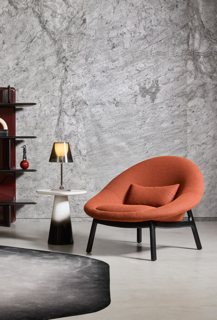 veil_table_02 블랙에서 화이트로 흐르는 그라데이션 테이블