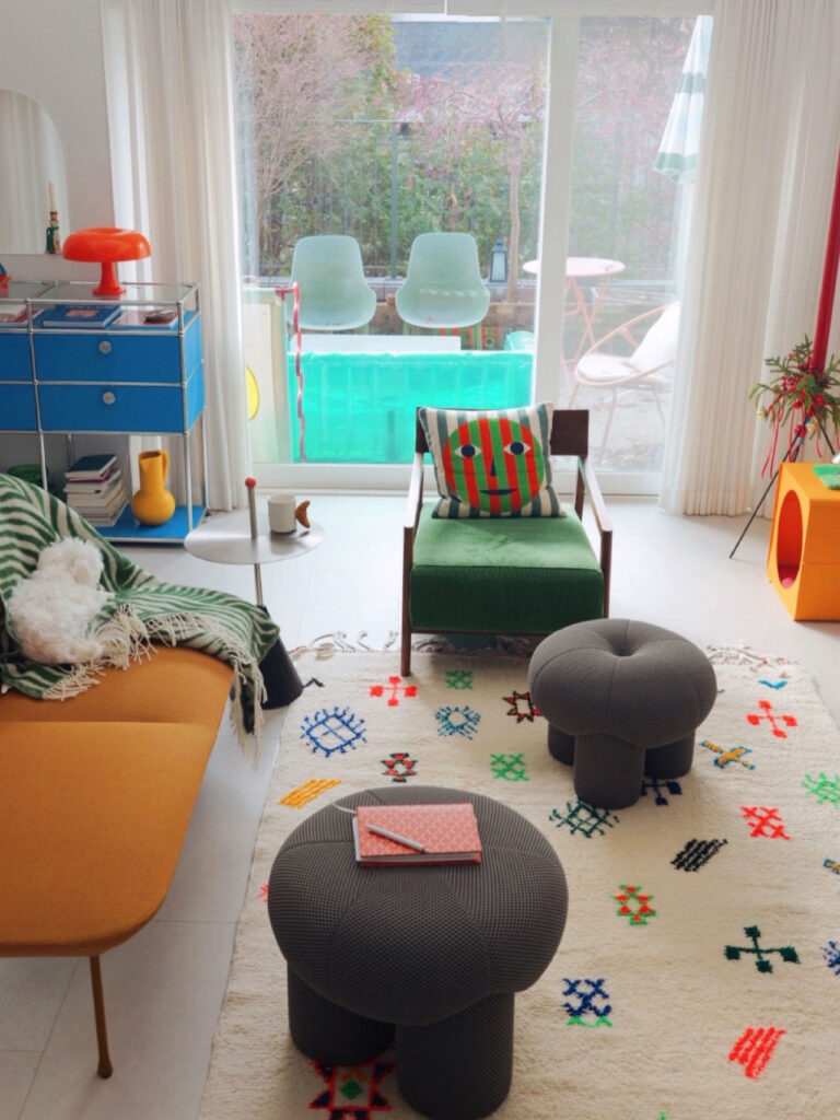 인플루언서 화가 이모의 머쉬룸 푸프