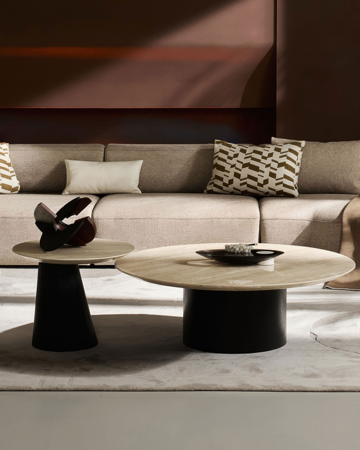 모노 콘 로우 테이블MONO_CONE_LOW_TABLE