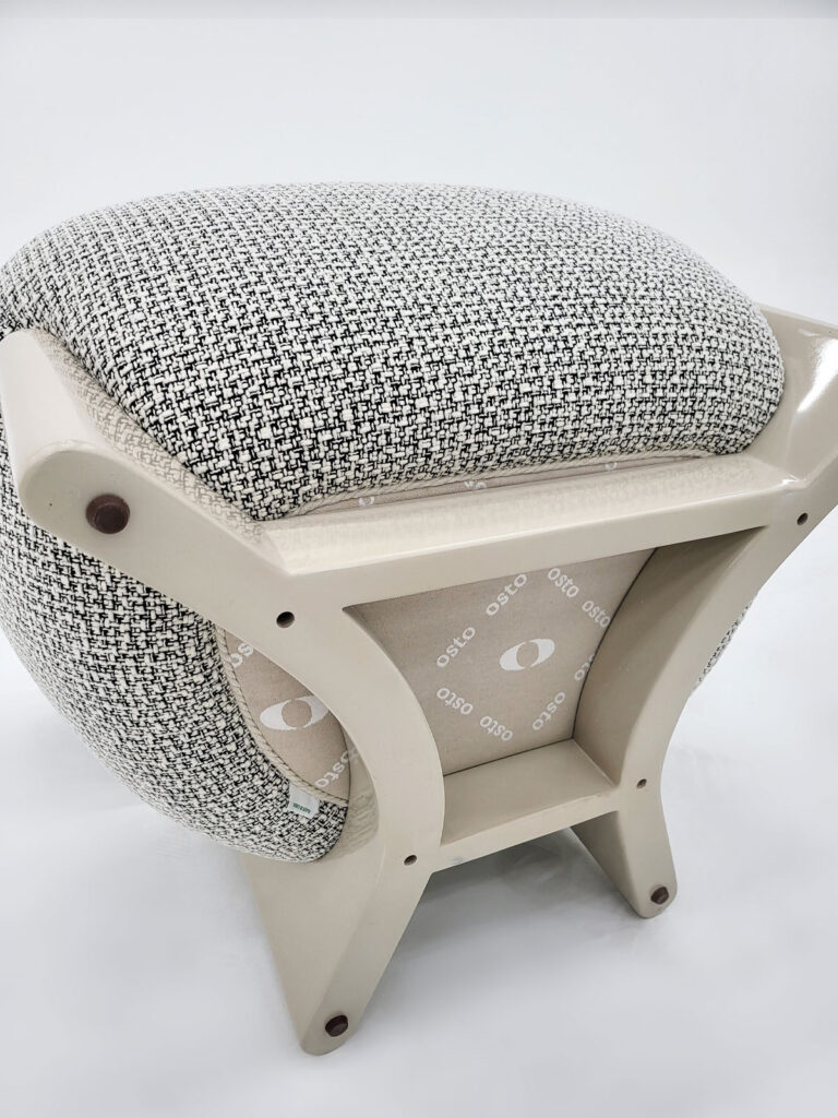 muse_lounge_chair_blackwhite_detail5 뮤즈 라운지 체어 MUSE LOUNGE CHAIR