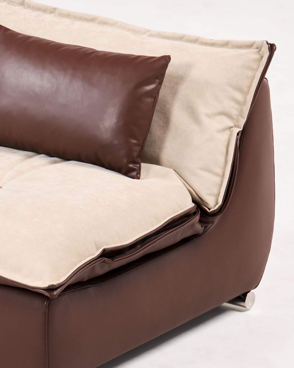 알칸토 비보 스툴