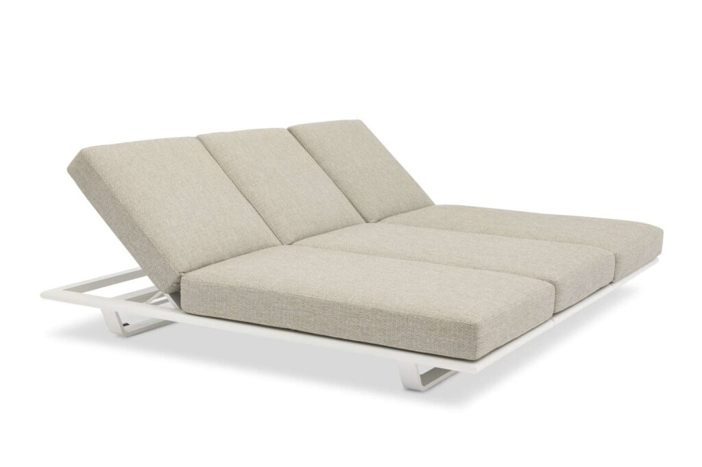 twins triple lounger