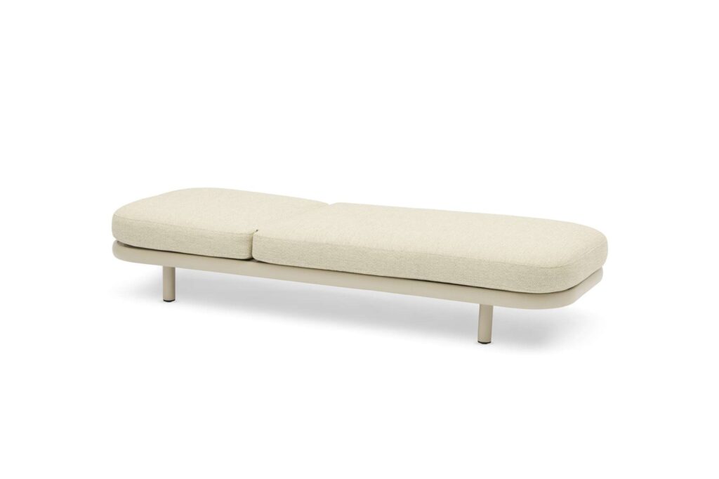 cloud sunlounger