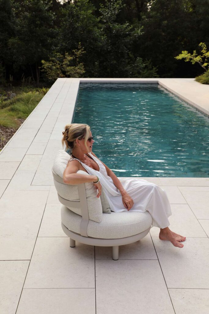CLOUD_SOFA_AMB_2